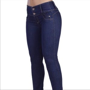 High-waisted Curvify Skinny Jeans